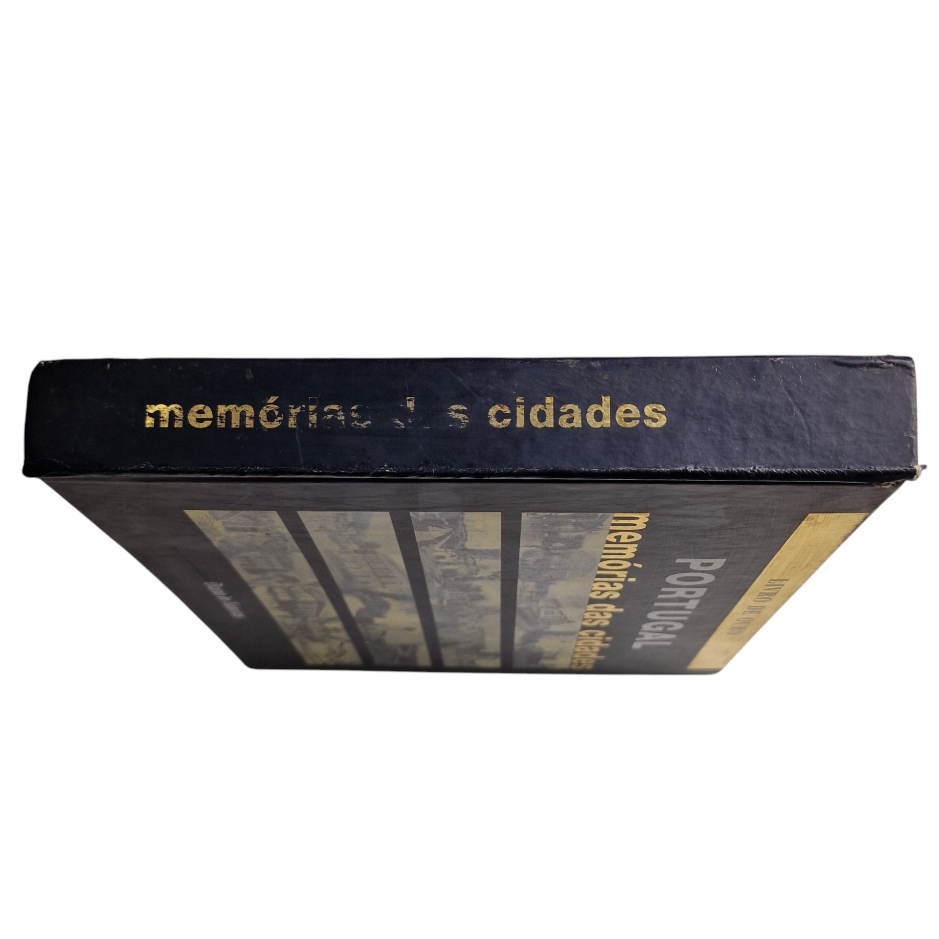 Portugal Memória das Cidades - Livro de Ouro - António Rego Chaves (2001)