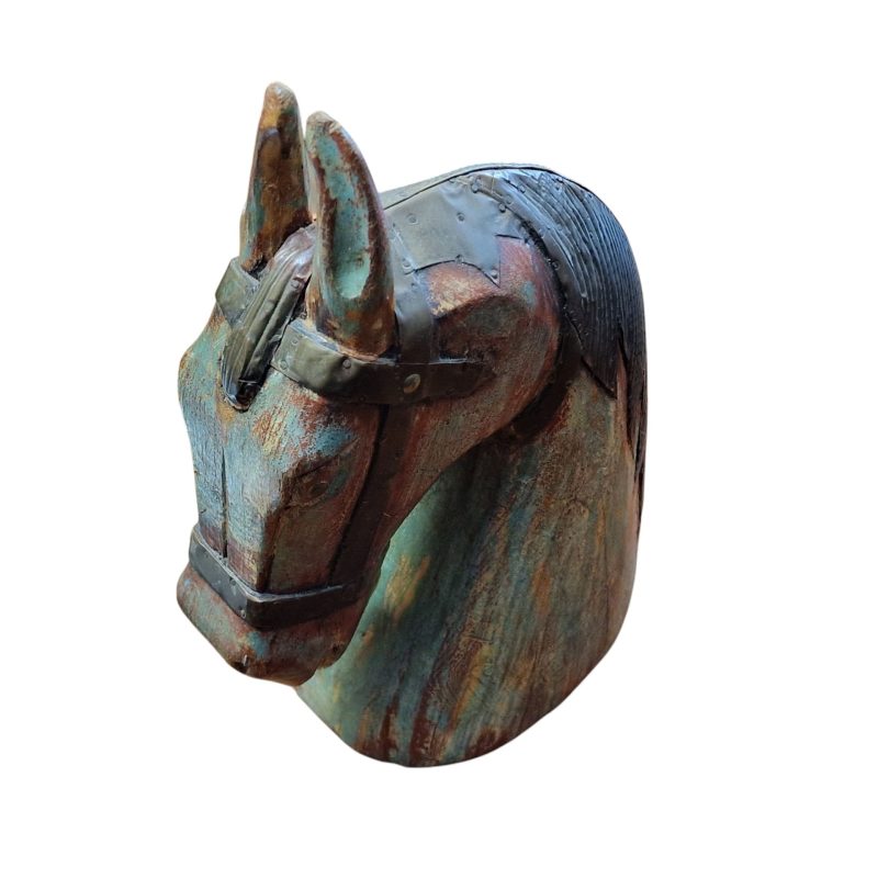 Busto de Cavalo em Madeira com Detalhes em Latão - Image 4