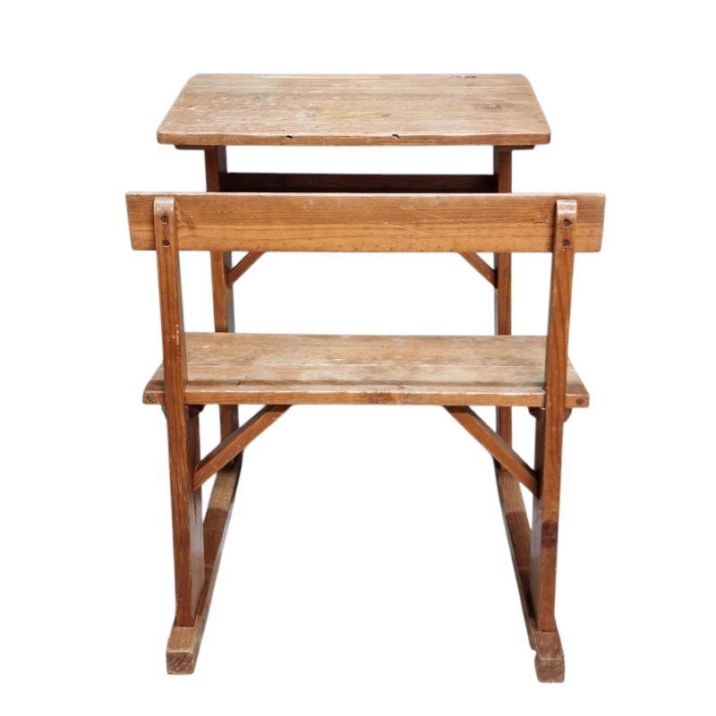 Mesa escolar com banco
