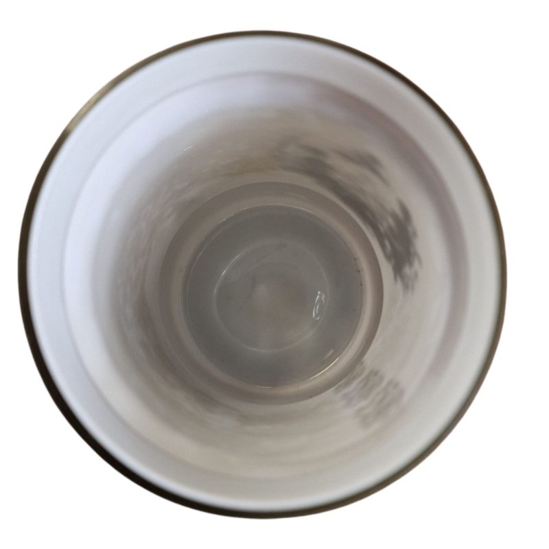Pote cerâmico decorativo com tampa – motivos neoclássicos
