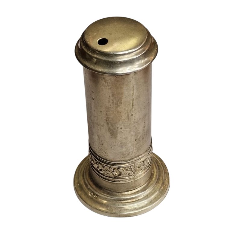 Paliteiro em Prata 835 com Relevo Ornamental