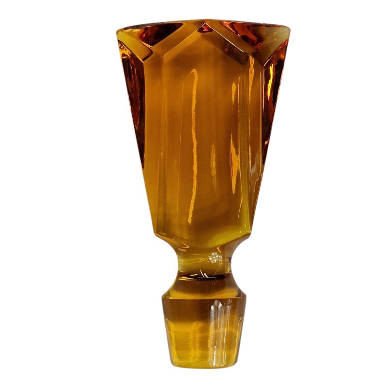 Garrafa em cristal Atlantis com tampa facetada âmbar