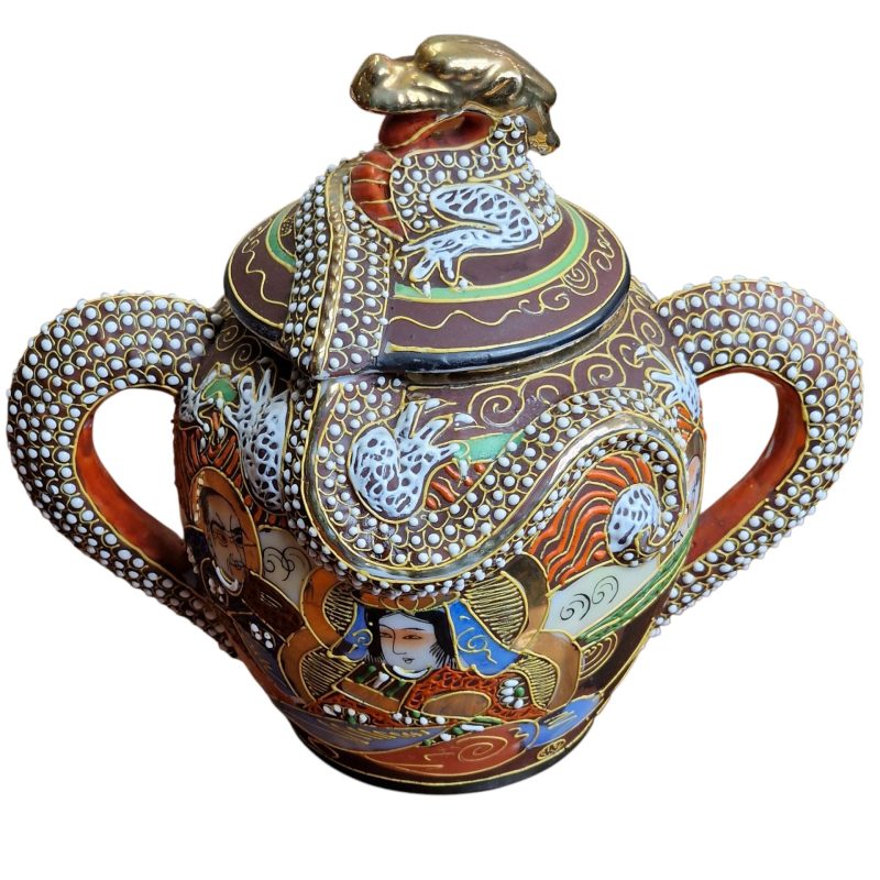 Conjunto de chá japonês "casca de ovo" com decoração moriage