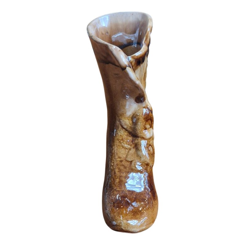 Bota de Senhora Decorativa em Cerâmica Castanha