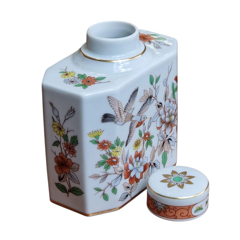 Pote Vista Alegre “Magnolia” com Tampa – Porcelana Fina Decorada com Flores e Pássaros