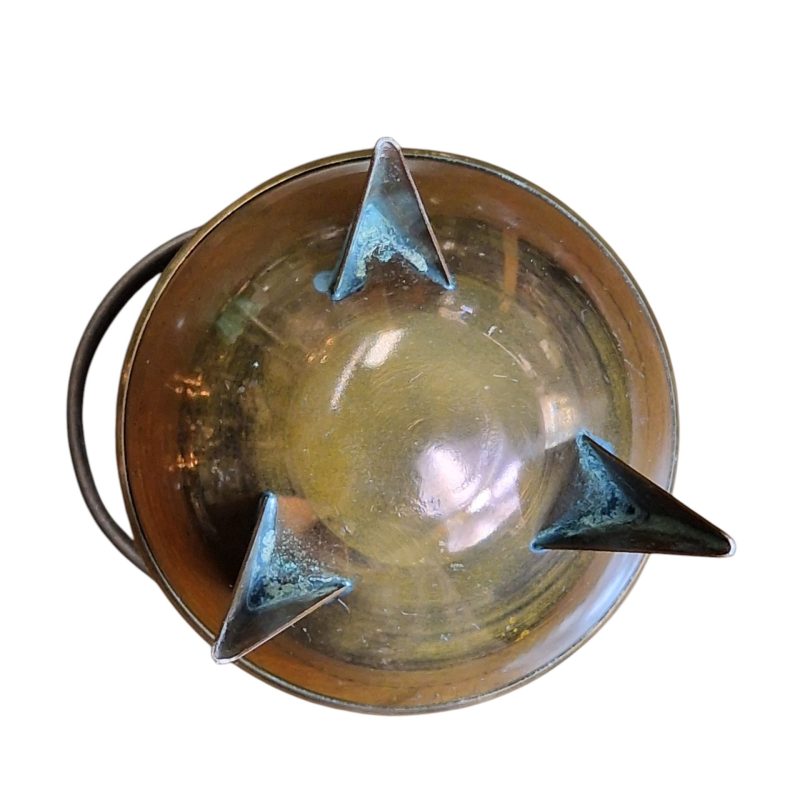 Caldeirão decorativo em cobre com três pés