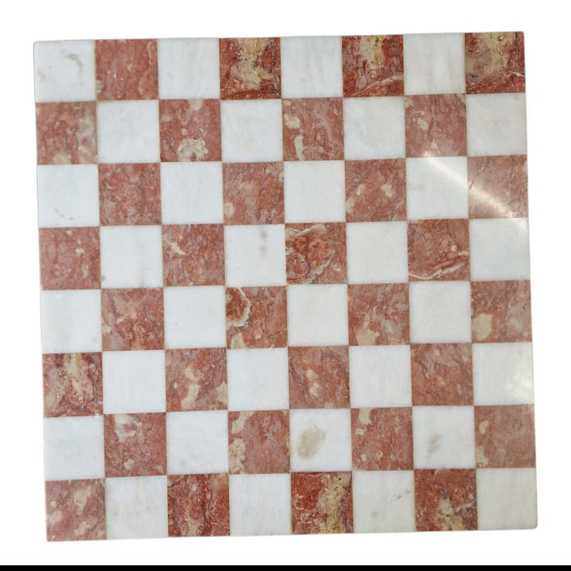 Tabuleiro de Xadrez em Pedra com Peças Completas