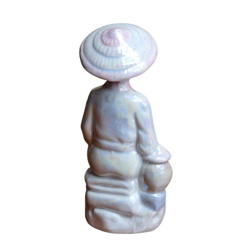 Estatueta Oriental Iridescente com Pescador