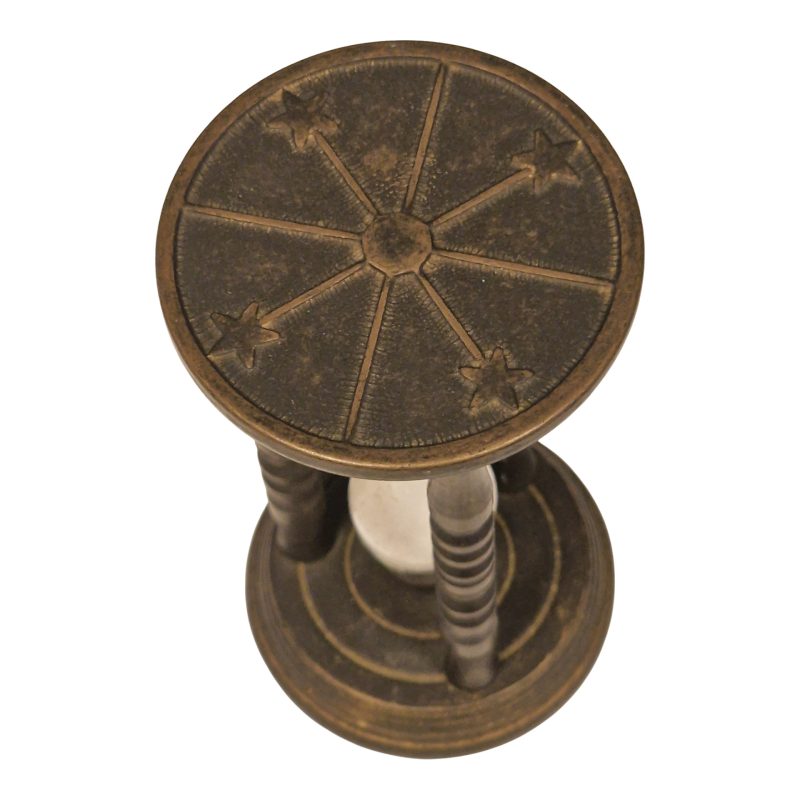 Ampulheta decorativa em bronze patinado – 13,5 cm