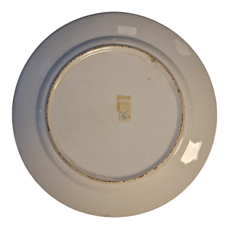 Prato com Brasão Real de Portugal – Porcelana Decorada em Azul e Dourado